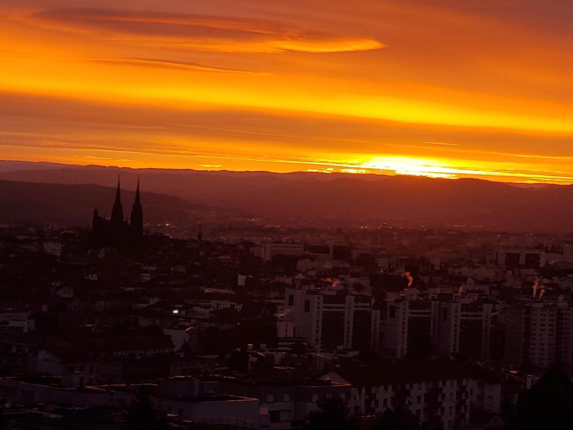 Entre Ville Et Nature - Les Hauts De Clermont Avec Garage Gratuit ภายนอก รูปภาพ