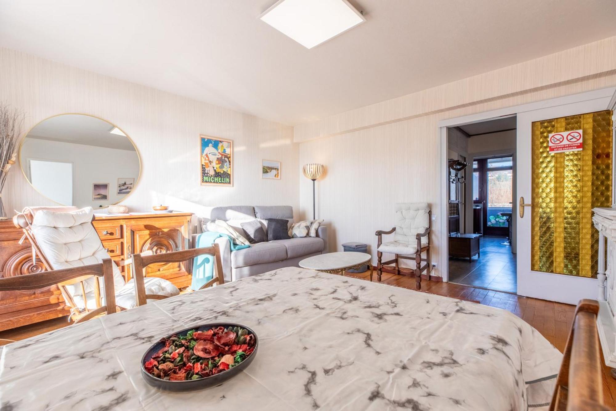 Entre Ville Et Nature - Les Hauts De Clermont Avec Garage Gratuit ภายนอก รูปภาพ